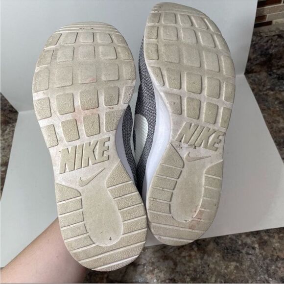 Nike Grey Knit Athletic Running Shoes main image 5